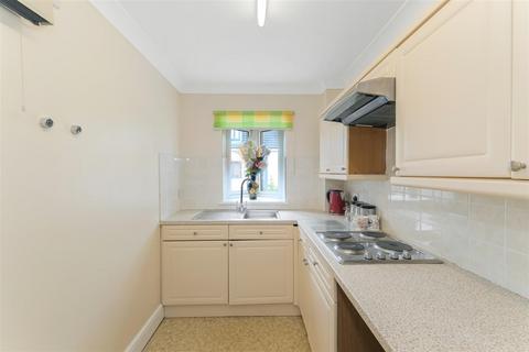 1 bedroom apartment for sale, The Ridgeway, London E4