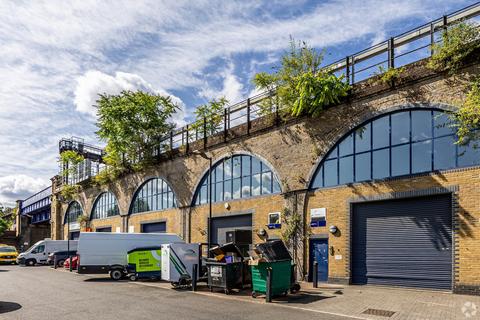 Distribution warehouse to rent, Rotherhithe New Rd London SE16 3EH