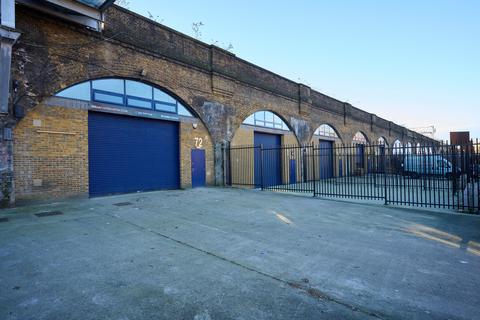 Distribution warehouse to rent, Raymouth Rd London SE16 2DB