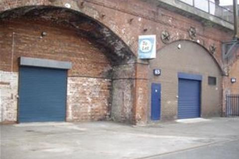 Distribution warehouse to rent, Brussels St Leeds LS9 8AB