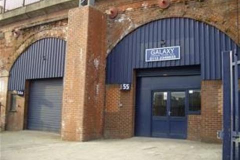 Distribution warehouse to rent, Brussels St Leeds LS9 8AB