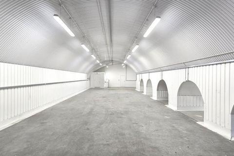 Distribution warehouse to rent, Tent St London E1 5DZ