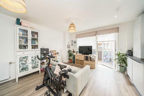 undefined, Selbourne Avenue, Hounslow TW3