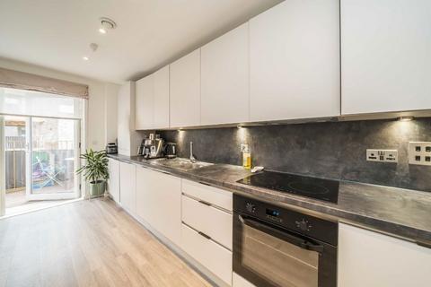 undefined, Selbourne Avenue, Hounslow TW3