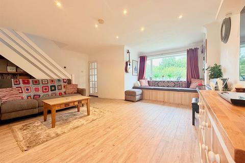 undefined, Kniveden Lane, Leek
