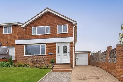 3 bedroom detached house for sale, Kniveden Lane, Leek