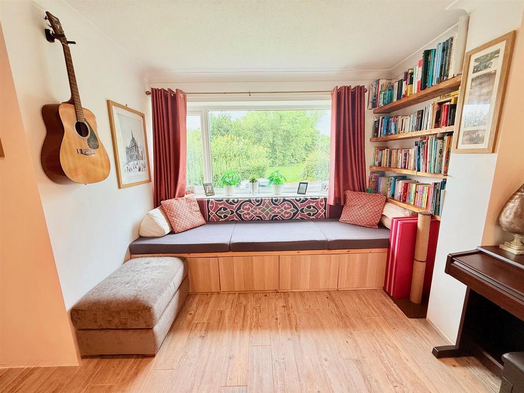 Newlivingroom1.jpg