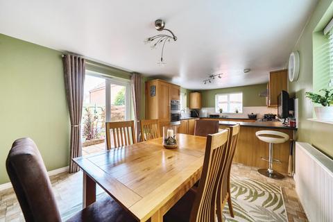 4 bedroom detached house for sale, Jopp Close, Swindon, Wiltshire