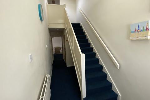 1 bedroom house to rent, Oak Ridge, Sketty,
