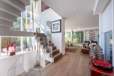 undefined, St Marys Road, Wimbledon Village, London, SW19
