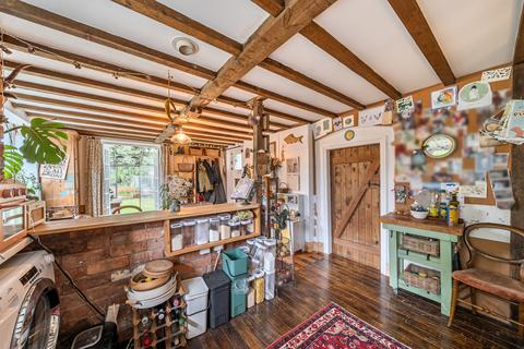 Fern Cottage Alkerton, Eastington, Stonehouse, GL10 3AA