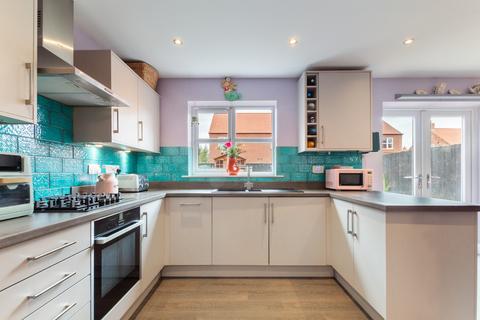 3 bedroom semi-detached house for sale, Runway Lane, Holton-Le-Clay, DN36