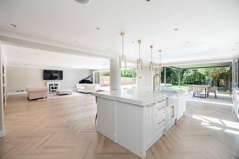undefined, Leatherhead Road, Oxshott, Leatherhead, Surrey, KT22