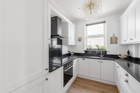 undefined, Marine Parade, Worthing, West Sussex, BN11