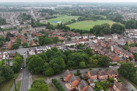 undefined, Lucerne Close, Coventry