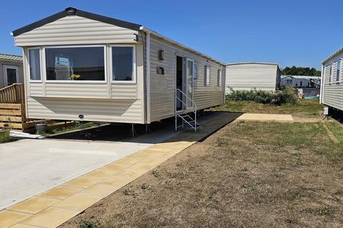 3 bedroom lodge for sale, Flag Hill, Great Bentley, Colchester, CO7