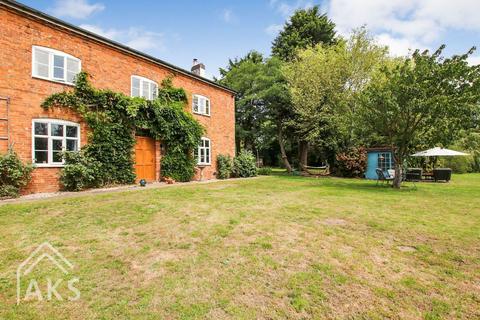 Lawn House Hay Lane, Foston, Derby, DE65 5PJ