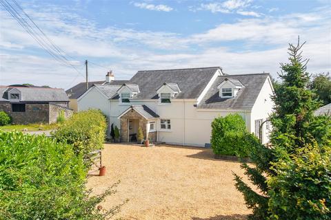 4 bedroom farm house for sale, Redlands House, Bonvilston, Cardiff, CF5 6TQ