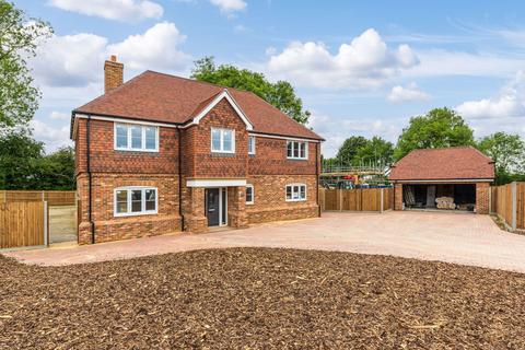 undefined, The Paddocks, Buck Street, Challock, Ashford. Kent TN25 4AT