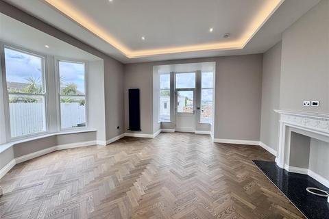 8 bedroom house to rent, Mont Millais, St Helier