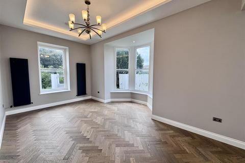 8 bedroom house to rent, Mont Millais, St Helier