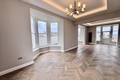 8 bedroom house to rent, Mont Millais, St Helier