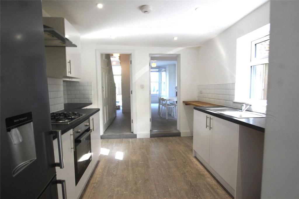 House in London - View 3