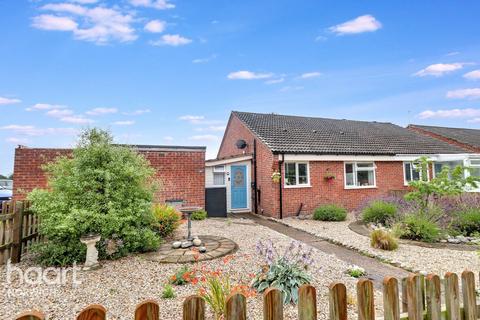 2 bedroom semi-detached bungalow for sale, Ellinor Road, Norwich
