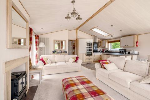 undefined, London Road, Kessingland