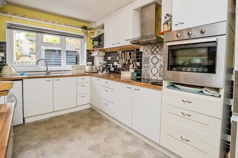 undefined, Llwyn Road, Shropshire SY11