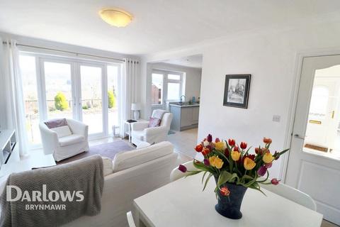 undefined, Maesglas, Tredegar