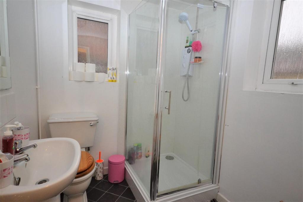 Showerroom.JPG