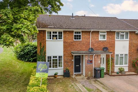 1 Kintyre Close, Oakley, Basingstoke, RG23 7NE