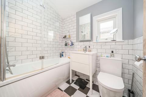 10 Troughton Road, London, SE7 7QH