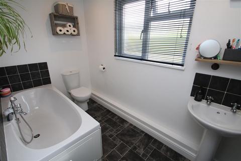 29 Anderson Road, Salisbury, SP1 3DX