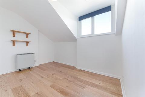 1 bedroom flat to rent, Woodstock Road, Finsbury Park