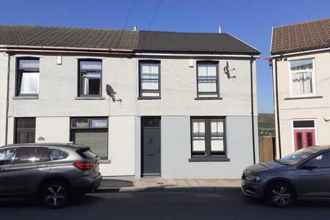 3 bedroom end of terrace house for sale, Tonypandy CF40
