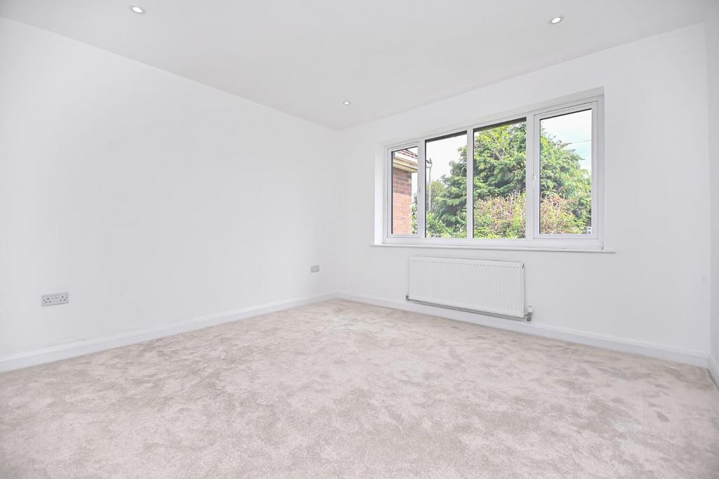 33 Ridgmont Drive Bedroom 1.jpg