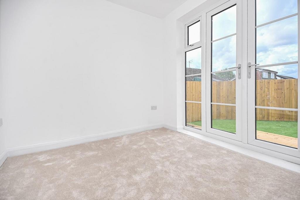 33 Ridgmont Drive Bedroom 3.jpg