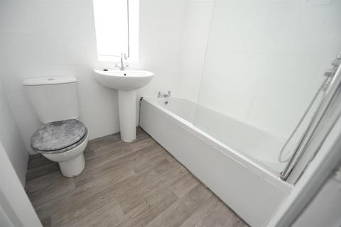 2 bedroom semi-detached house for sale, Oakdale Drive, Wrose