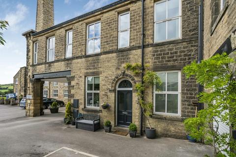 3 bedroom character property for sale, Cross Lane Court, Bradley