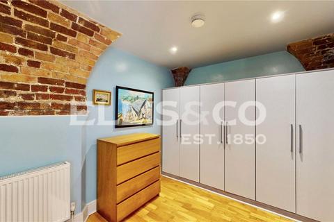 Flat 4, Clerkenwell House Hilda Road, Southall, UB2 4FP