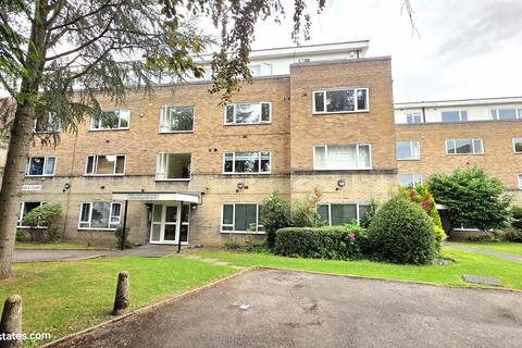 2 bedroom flat for sale, St Anns Court, Sunningfields Road, Hendon NW4