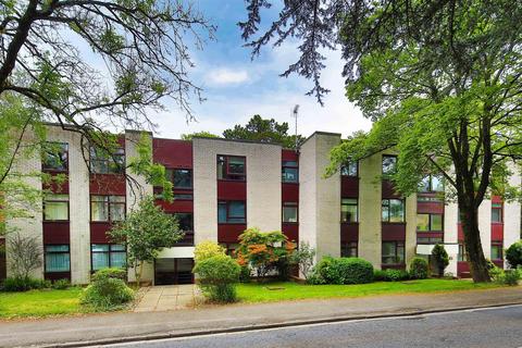 2 bedroom flat for sale, Cardiff Road, Cardiff CF5