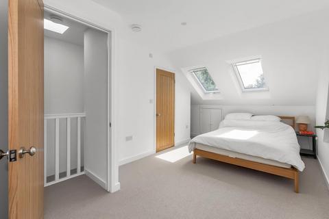 33 Adamsrill Road, Lower Sydenham, London, SE26 4AJ