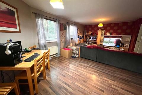 2 bedroom apartment for sale, Shankley Way, St James, Northampton NN5