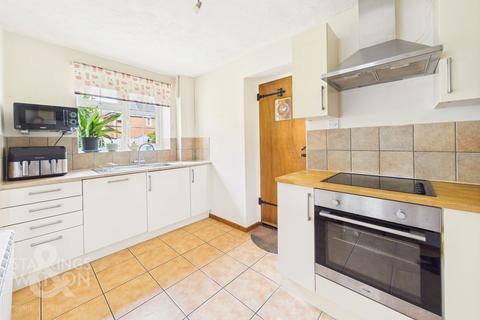 3 bedroom detached house for sale, Salhouse Road, Rackheath, Norwich