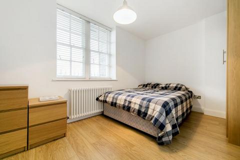 2 bedroom flat to rent, Norwood Road, SE27