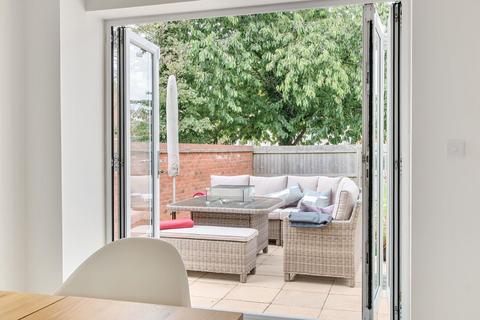 32 Fish Street, Exeter, EX2 7TR