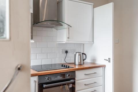 114 Drumlin Drive, Milngavie, Glasgow, G62 6NG